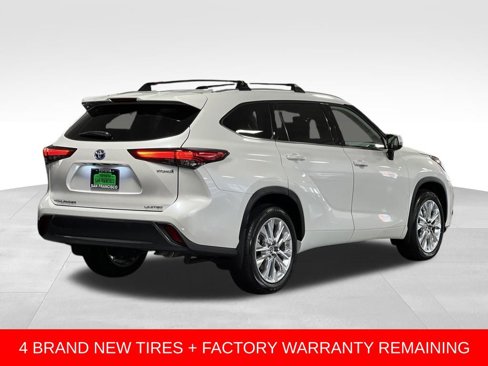 Used 2023 Toyota Highlander Limited image 5