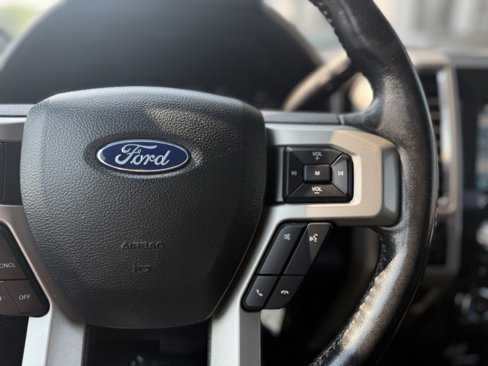 Used 2018 Ford F250 Lariat image 30