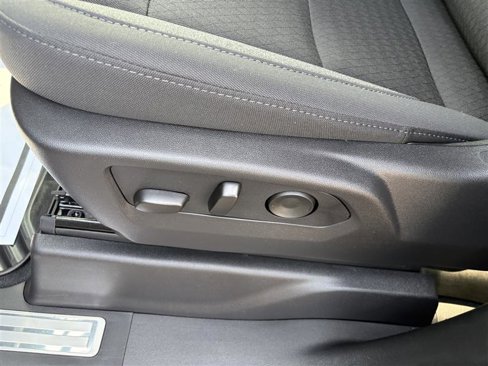 New 2026 Chevrolet Silverado 1500 LT image 7