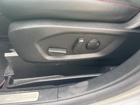 Used 2024 Ford Edge ST-Line image 26