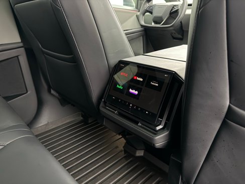 Used 2024 Tesla Cybertruck AWD Crew Cab image 29