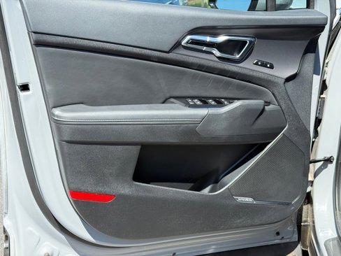 Certified 2025 Kia Sportage SX image 22