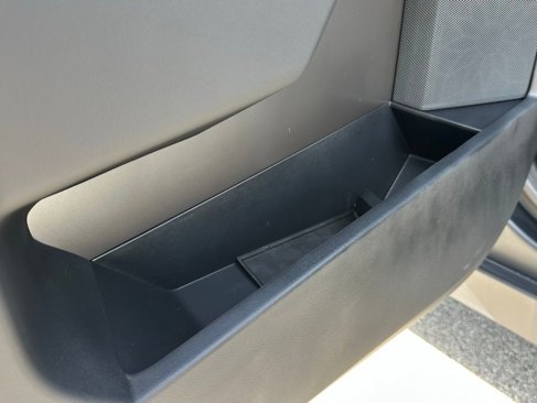 Used 2024 Tesla Cybertruck AWD Crew Cab image 26