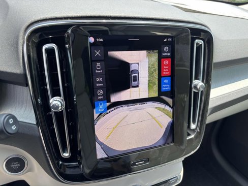 New 2026 Volvo XC40 B5 Ultra w/ Protection Package Premier image 20