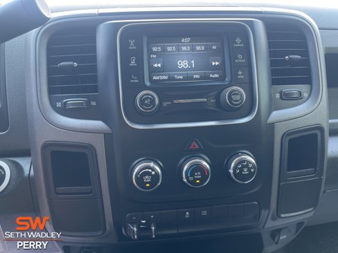 Used 2018 RAM 3500 Tradesman w/ Popular Equipment Group image 28