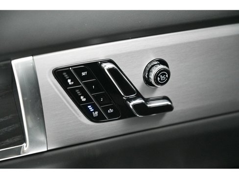 New 2026 Cadillac Vistiq Platinum image 21