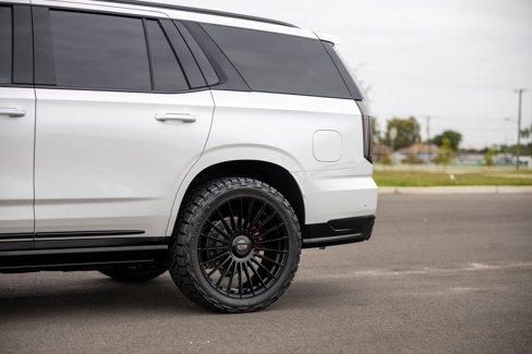 Used 2025 Cadillac Escalade V image 13