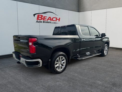 Used 2021 Chevrolet Silverado 1500 LTZ w/ LTZ Premium Package image 11