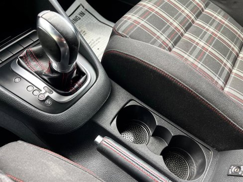 Used 2012 Volkswagen GTI Autobahn image 12