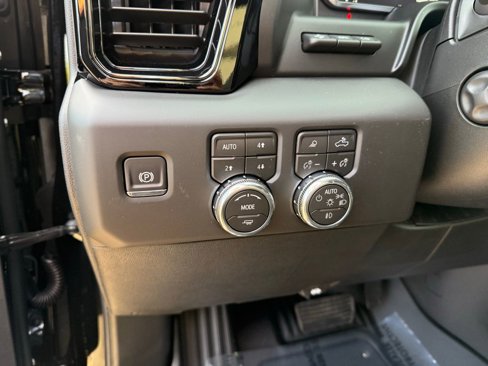 New 2026 GMC Sierra 1500 AT4 w/ AT4 Premium Package image 13