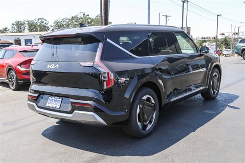 New 2026 Kia EV9 Land image 17