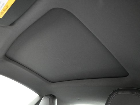 Certified 2025 Porsche 911 Carrera w/ Premium Package image 22