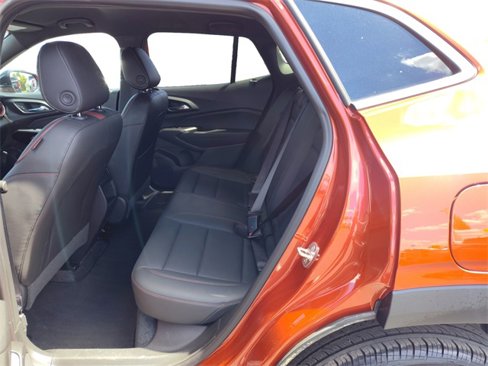 Used 2024 Chevrolet Trax RS image 15