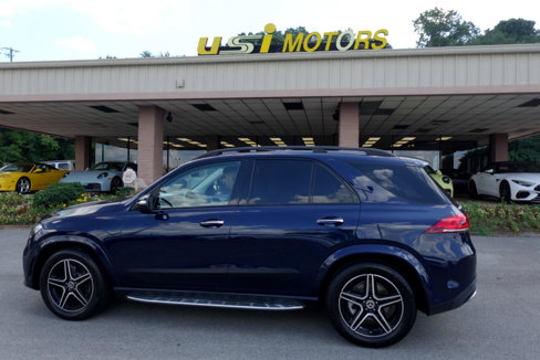Used 2020 Mercedes-Benz GLE 350 4MATIC w/ AMG Line Exterior image 4