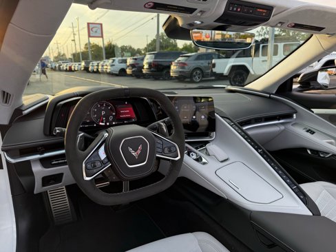 Used 2024 Chevrolet Corvette Stingray Premium Conv w/ Z51 Performance Package image 36