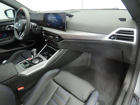 Used 2025 BMW M2 w/ Lighting Package image 18