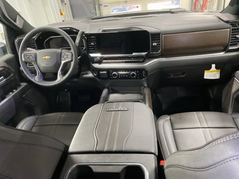 New 2025 Chevrolet Silverado 2500 High Country w/ High Country Premium Package image 15