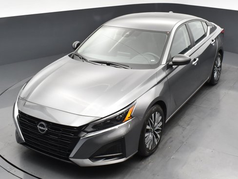 Used 2024 Nissan Altima 2.5 SV image 20