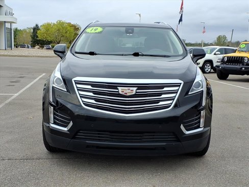 Used 2019 Cadillac XT5 Luxury image 2