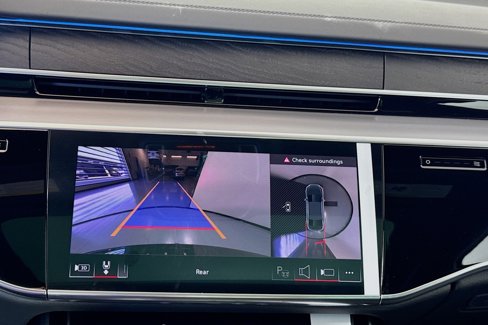 New 2025 Audi A8 L 3.0T image 13