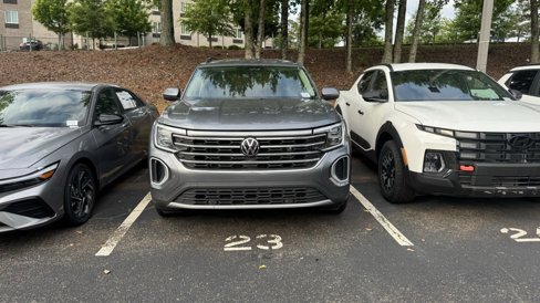 Used 2024 Volkswagen Atlas SE image 1