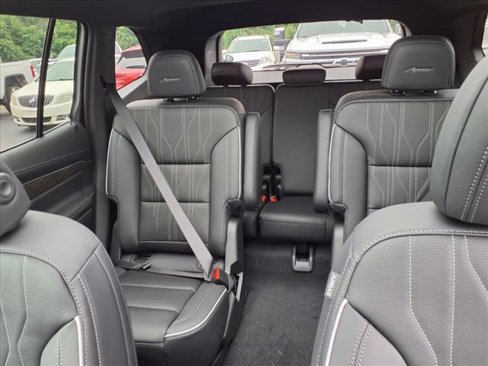 New 2026 Buick Enclave Avenir w/ LPO, Floor Liner Package image 15
