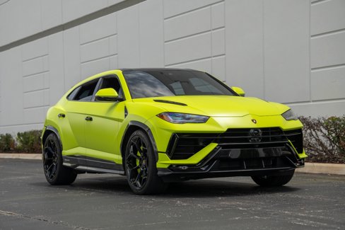 Used 2024 Lamborghini Urus Performante image 2