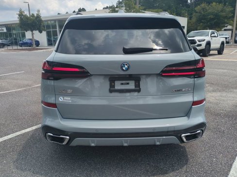 New 2026 BMW X5 xDrive50e w/ M Sport Package image 6