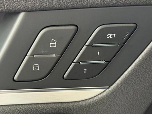 Used 2021 Audi SQ5 Premium w/ Convenience Package image 22