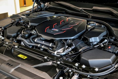New 2026 BMW M5 w/ Carbon Package image 29