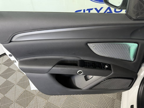 Used 2024 Maserati Grecale GT image 24
