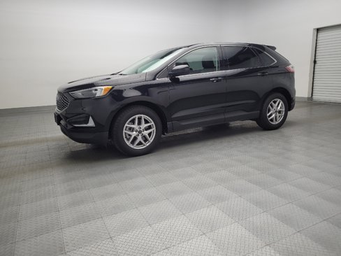 Used 2023 Ford Edge SEL image 2
