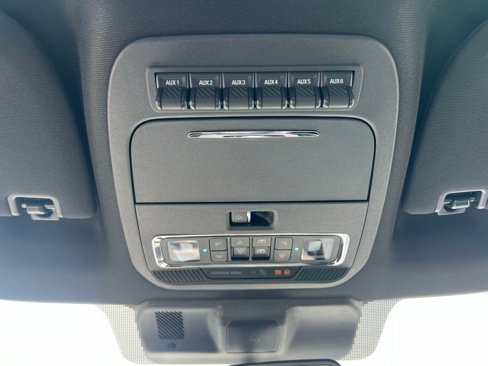 New 2025 Ford F250 Platinum image 28