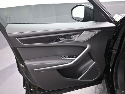 New 2025 Jaguar F-PACE R-Dynamic S image 19