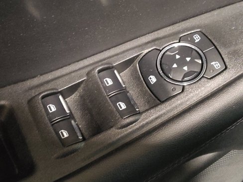 Used 2023 Ford Edge SEL image 27