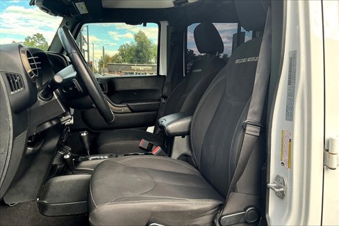 Used 2018 Jeep Wrangler Unlimited Sport image 20