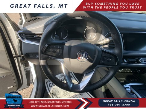 Used 2024 Buick Enclave Premium image 17