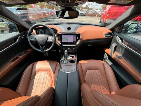 Used 2022 Maserati Ghibli Modena Q4 image 16
