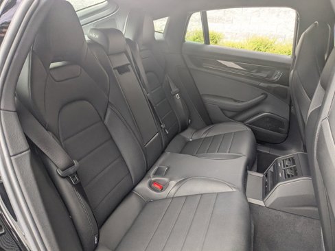 New 2025 Porsche Panamera 4 image 24