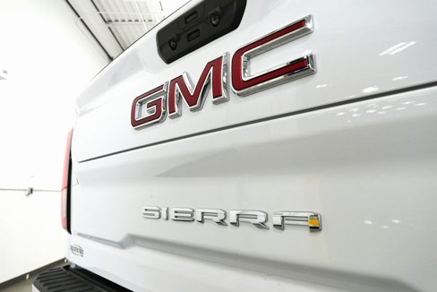Used 2024 GMC Sierra 3500 SLE w/ SLE Value Package image 10