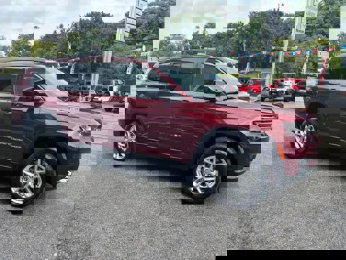 New 2024 Jeep Grand Cherokee L Laredo w/ Trailer Tow Package image 5