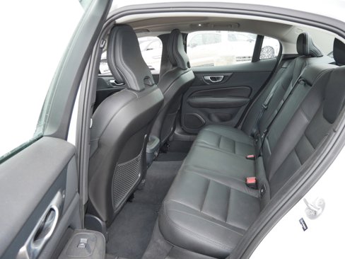 Certified 2024 Volvo S60 B5 Plus image 10