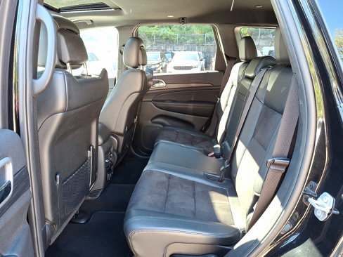 Certified 2020 Jeep Grand Cherokee Altitude image 11