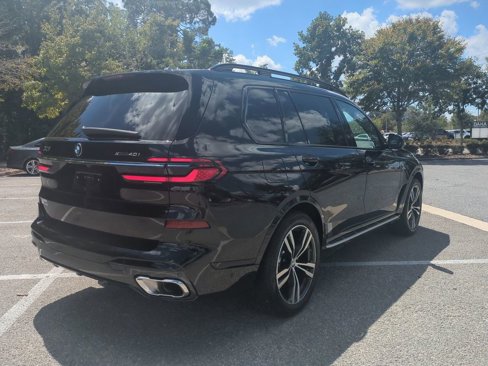 Used 2025 BMW X7 xDrive40i image 5