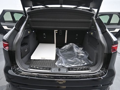 New 2026 Jaguar F-PACE R-Dynamic S image 14
