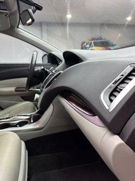 Used 2015 Acura TLX V6 image 9