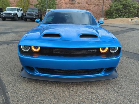 Used 2019 Dodge Challenger SRT Hellcat Redeye image 2