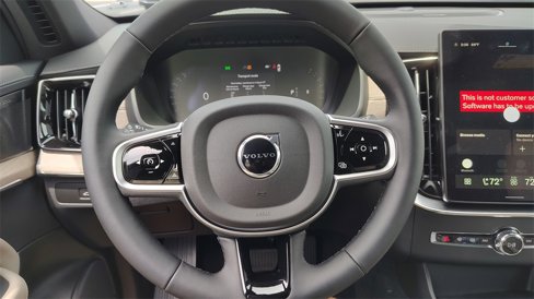 New 2026 Volvo XC90 B6 Plus w/ Protection Package Premier image 14
