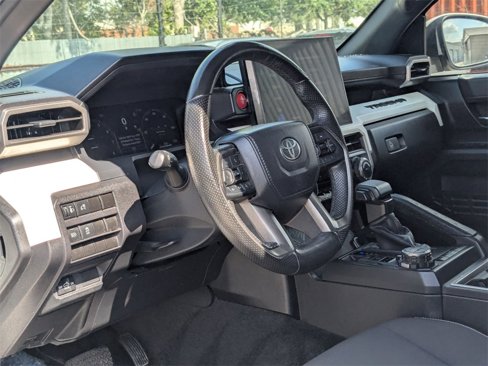 Used 2024 Toyota Tacoma TRD Off-Road image 14