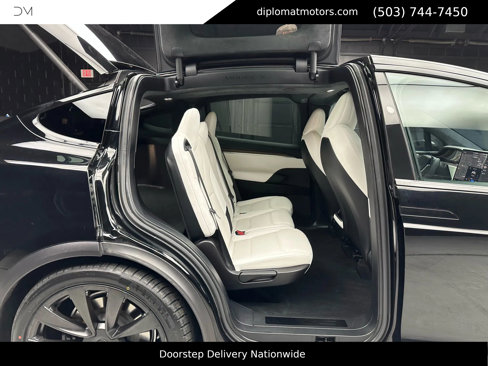 Used 2023 Tesla Model X image 21